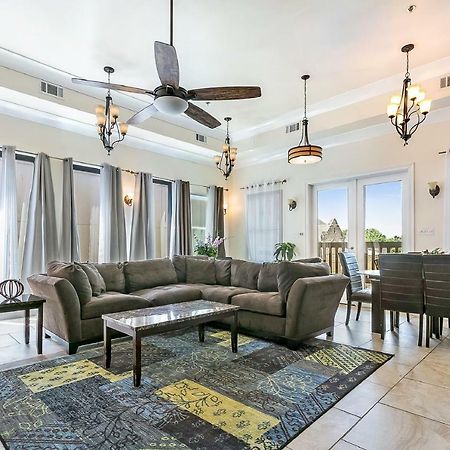 Spacious 4Br Condo On Carondelet Near All Hot Spo Nova Orleães Exterior foto