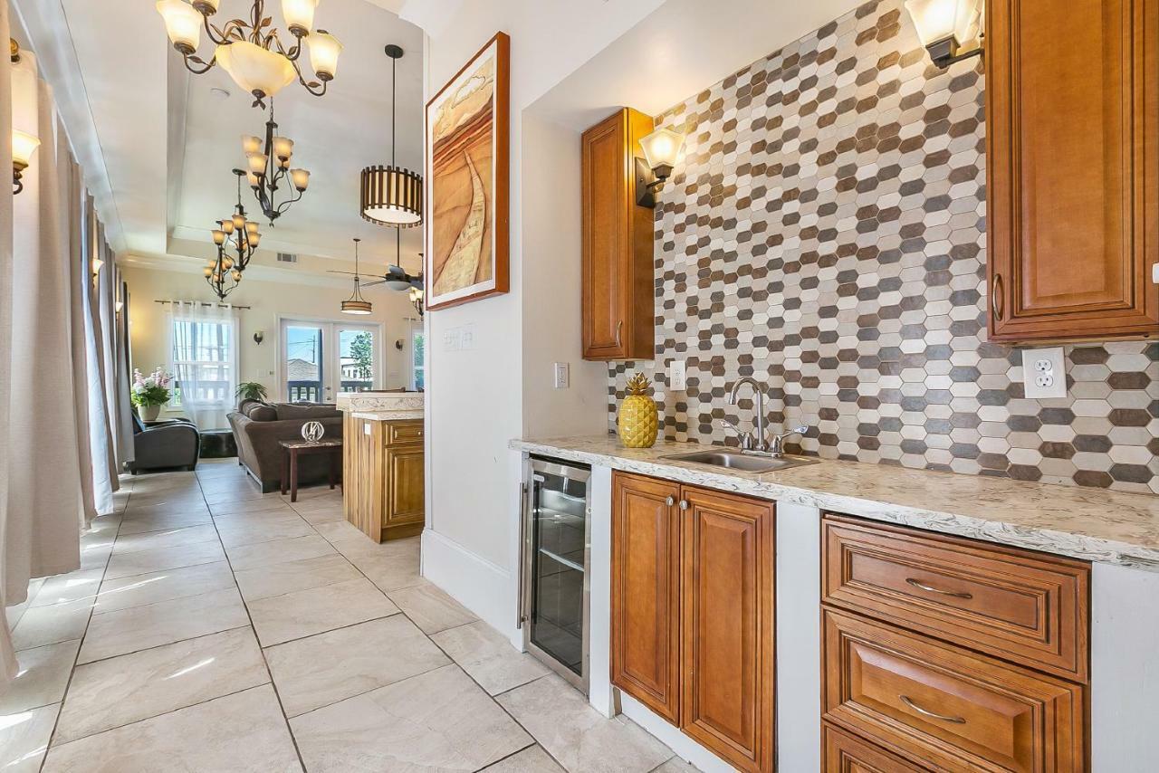 Spacious 4Br Condo On Carondelet Near All Hot Spo Nova Orleães Exterior foto
